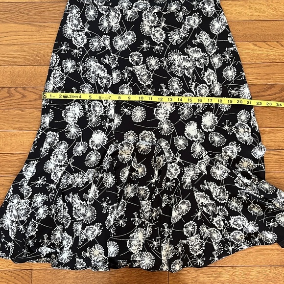 NWOT Talbots Fit & Flare Black & White Dandelion Dress Size 4 - Picture 9 of 16